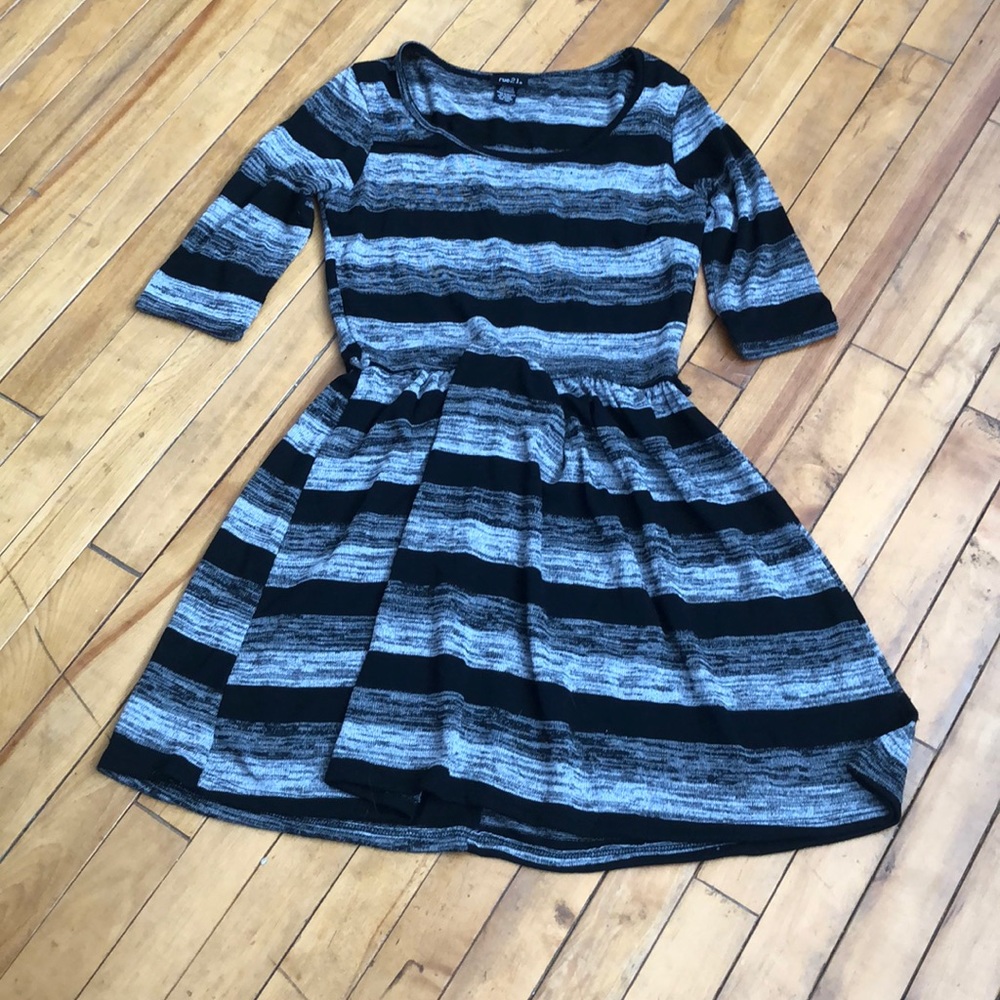 Rue 21 dress